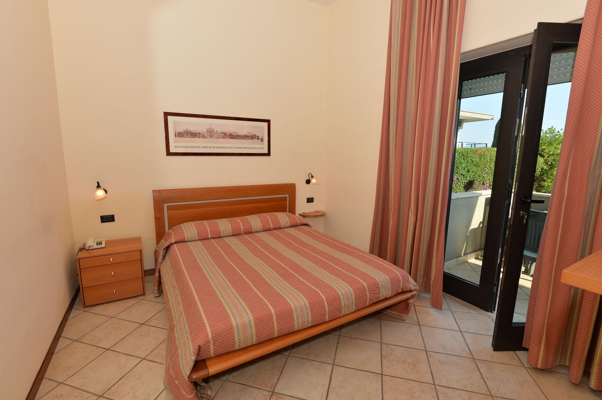 Miramare Residence Pozzuoli Bagian luar foto