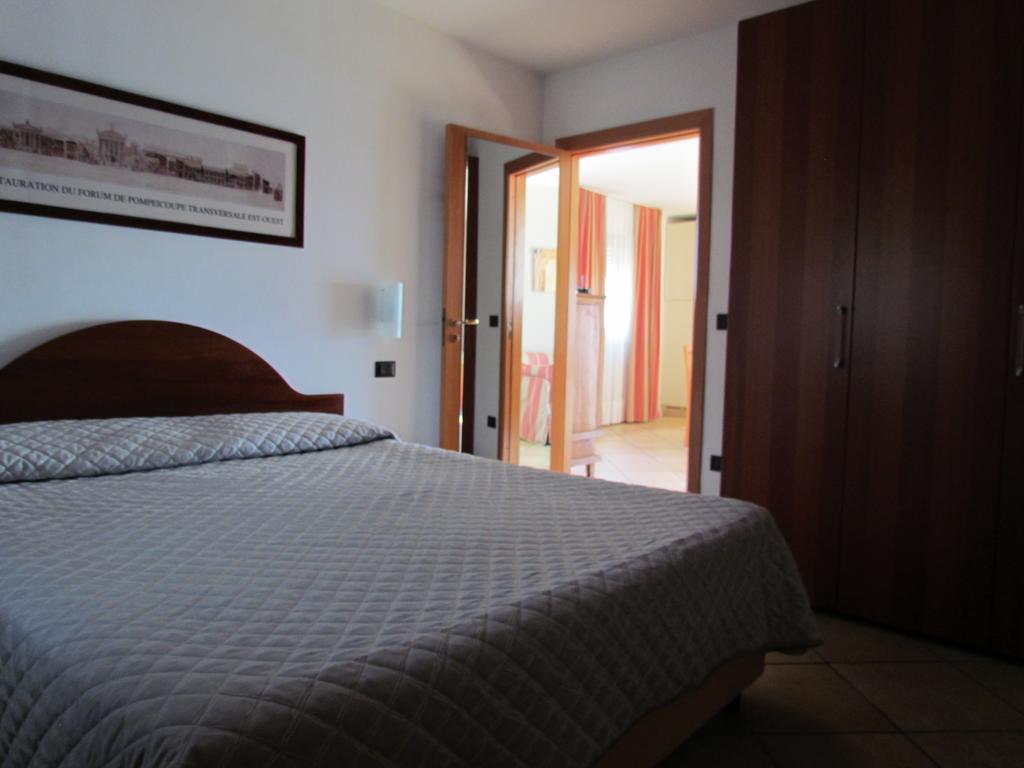 Miramare Residence Pozzuoli Bagian luar foto