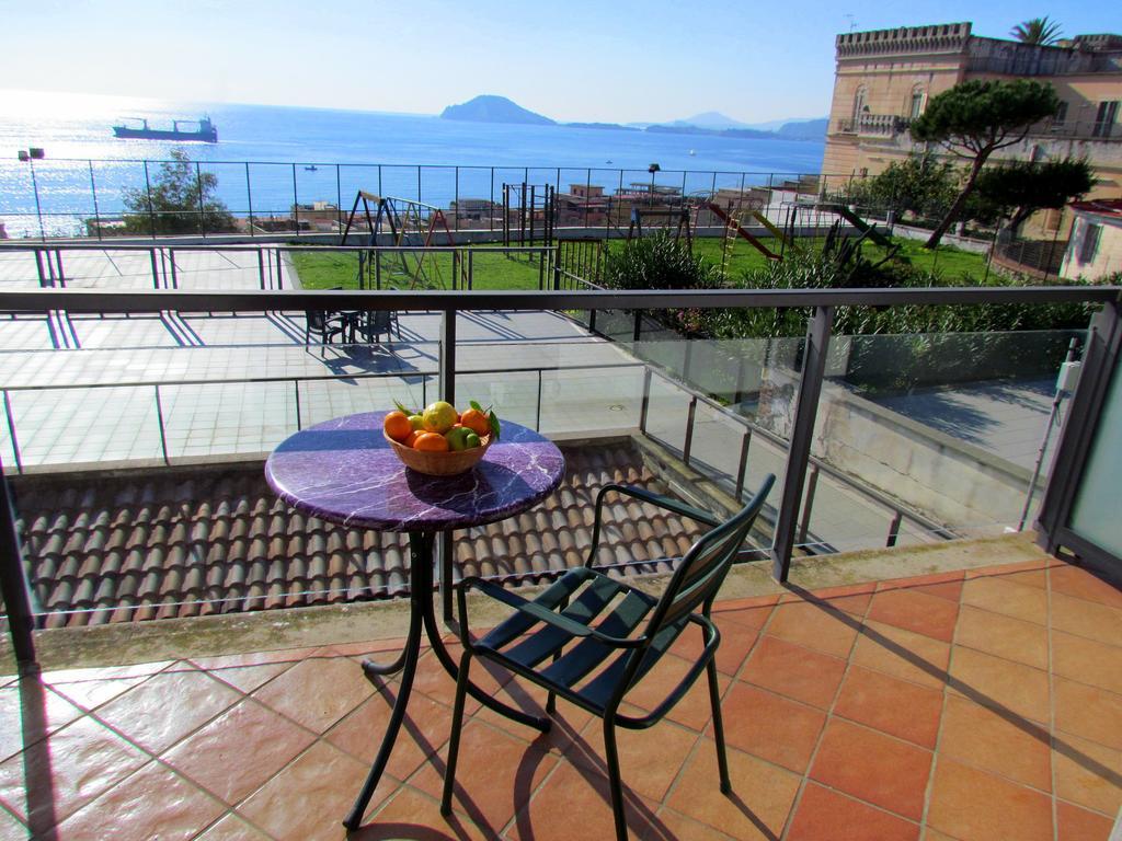Miramare Residence Pozzuoli Bagian luar foto