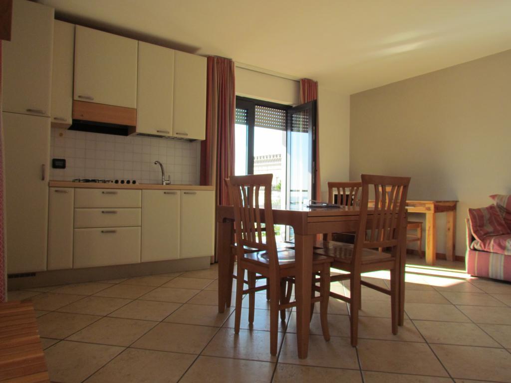 Miramare Residence Pozzuoli Bagian luar foto