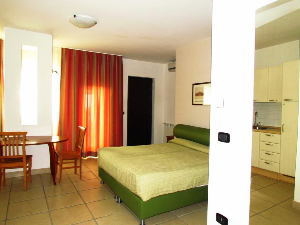 Miramare Residence Pozzuoli Bagian luar foto